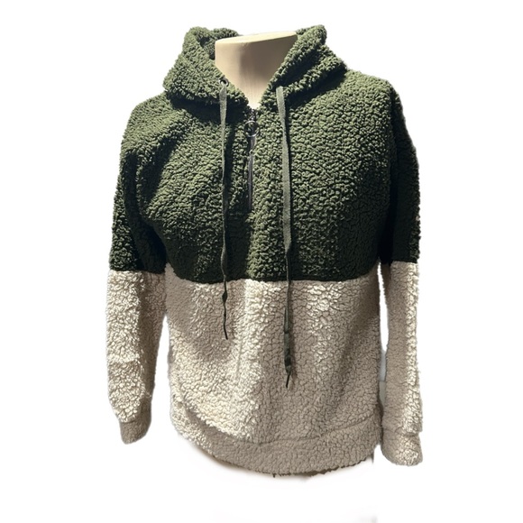 Women’s Como Blu Sherpa Pullover Sweatshirt with Hood in Ivory and Olive Green - Picture 1 of 5